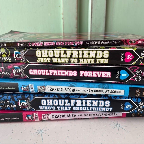 Monster high diaries ghoulfriends hardcover book lot new girls fiction novels - Picture 5 of 6